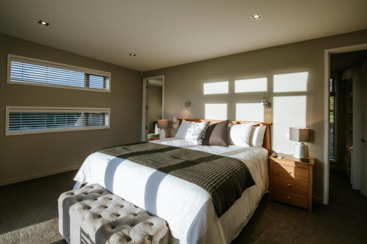 Mt Gold Retreat - Sleeps 8 - Spa Pool - Tennis Court Wanaka Esterno foto