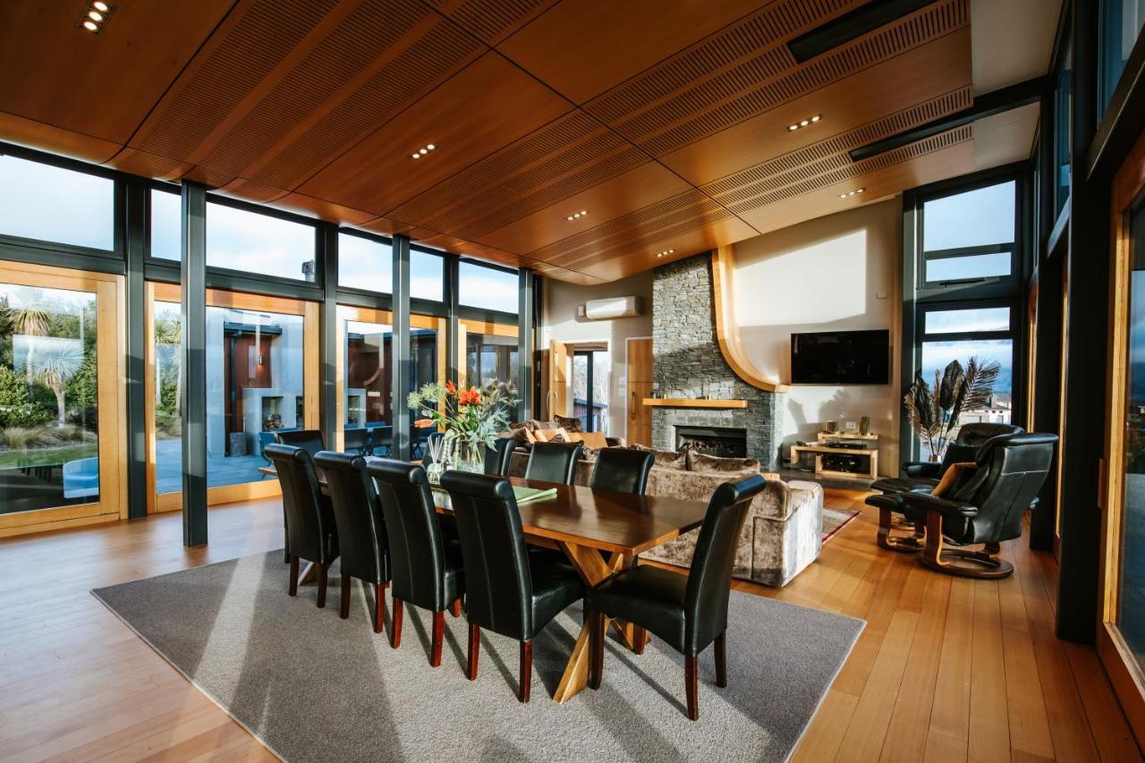 Mt Gold Retreat - Sleeps 8 - Spa Pool - Tennis Court Wanaka Esterno foto