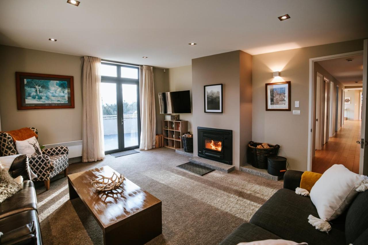 Mt Gold Retreat - Sleeps 8 - Spa Pool - Tennis Court Wanaka Esterno foto